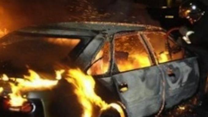 Пернишка вендета: Запалиха 3 коли на бизнесмен